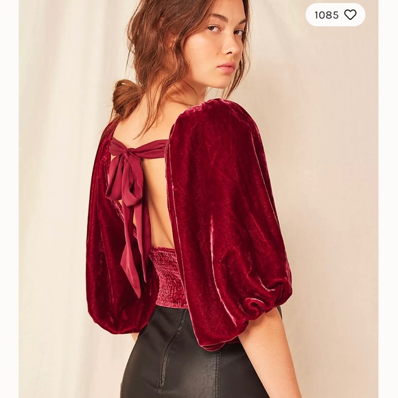 🔥Free People Velvet Open back top - Picture 2 of 11